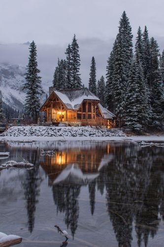 lgbtq2s+ winter travel escapes